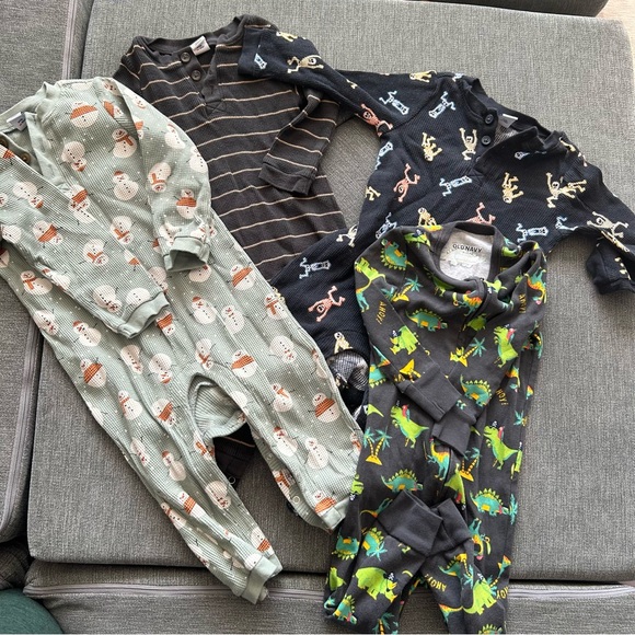 Old Navy baby One Piece Pajama Set - Dinosaur, halloween, striped and snowman - Picture 1 of 4